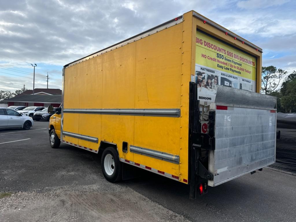 2015 Ford E-350 - $14,900