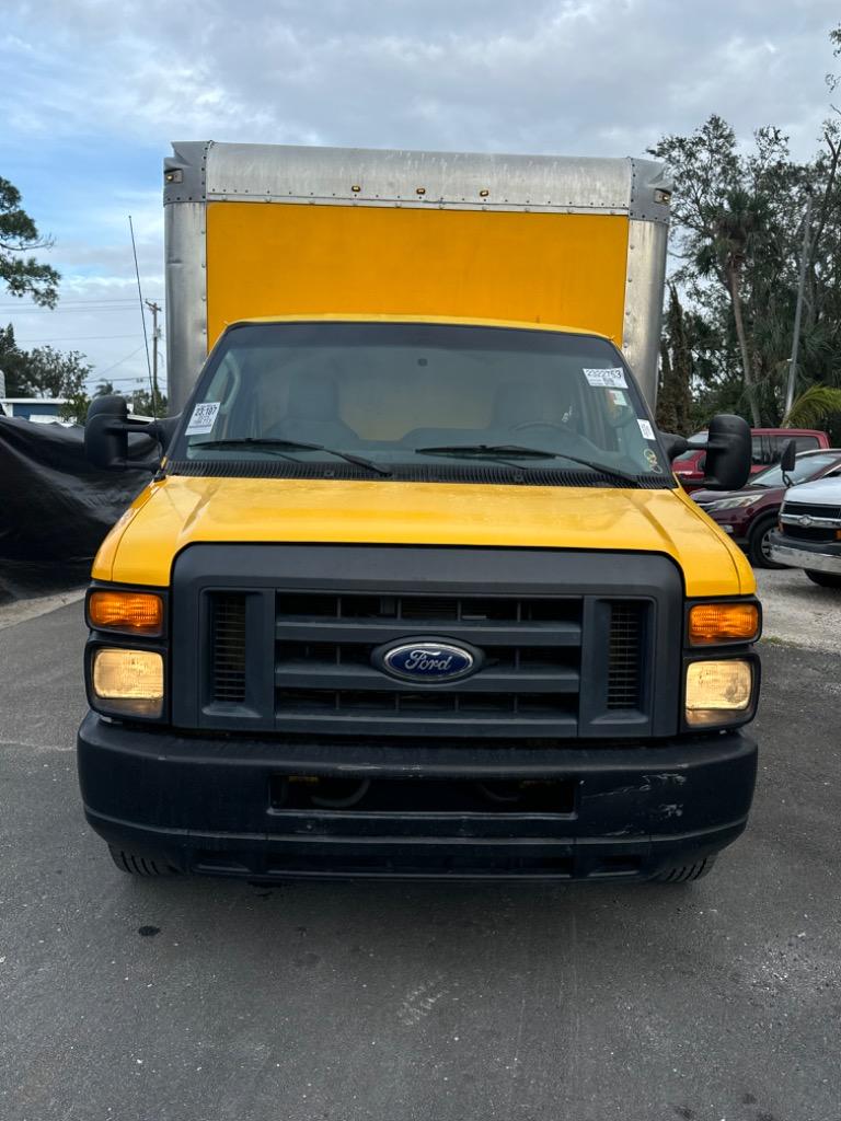 2015 Ford E-350 - $14,900
