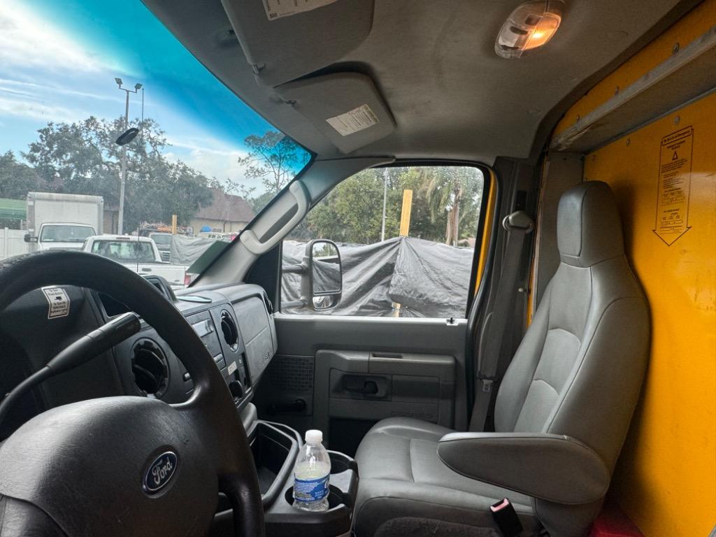 2015 Ford E-350 - $14,900