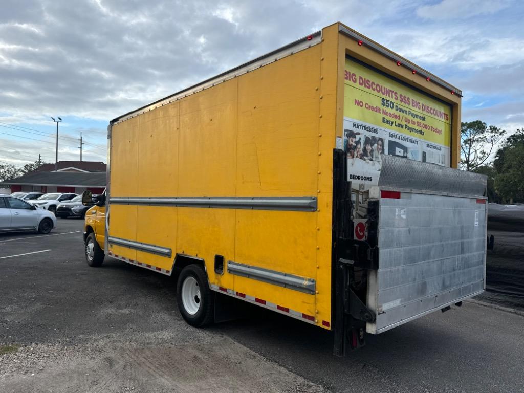 2015 Ford E-350 - $14,900