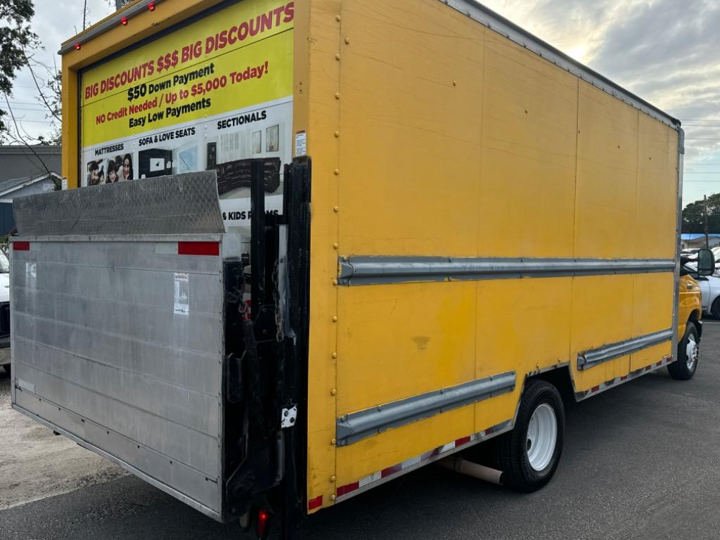2015 Ford E-350 - $14,900