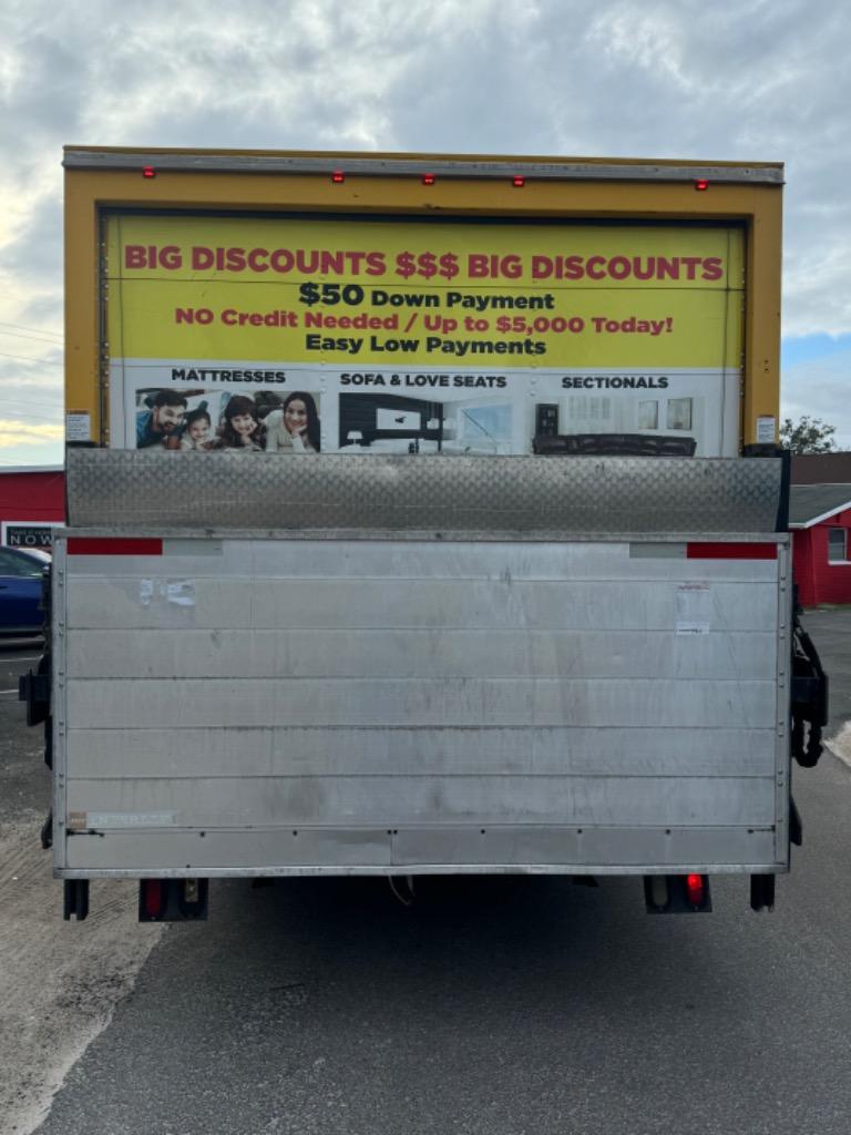 2015 Ford E-350 - $14,900