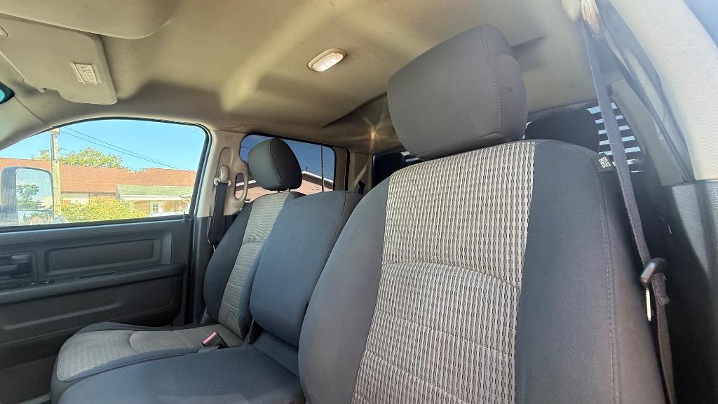 2012 Dodge Ram - $19,900