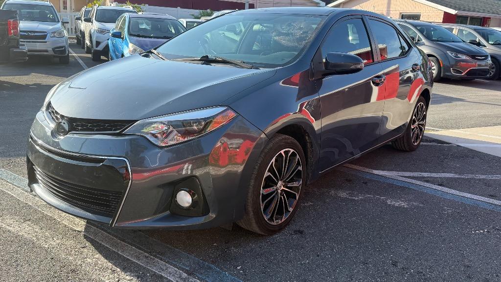 2016 Toyota Corolla - $12,900