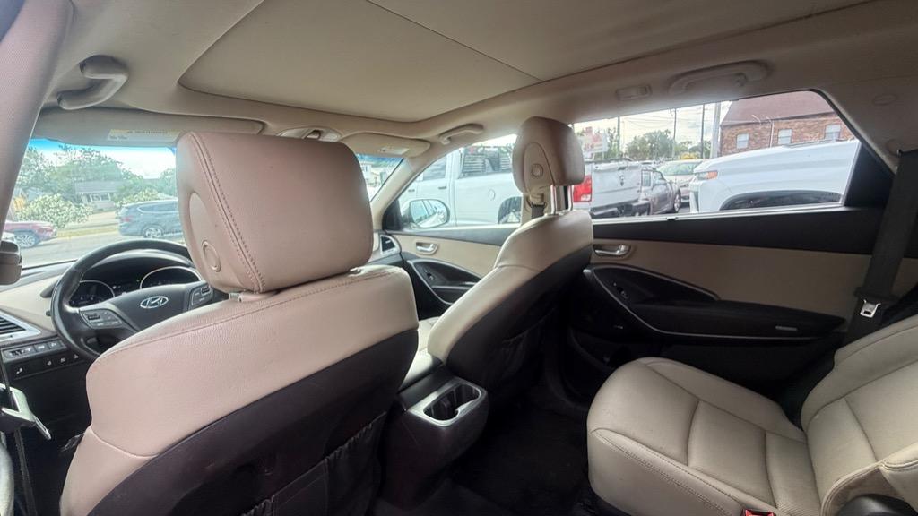 2017 Hyundai Santa Fe - $11,500