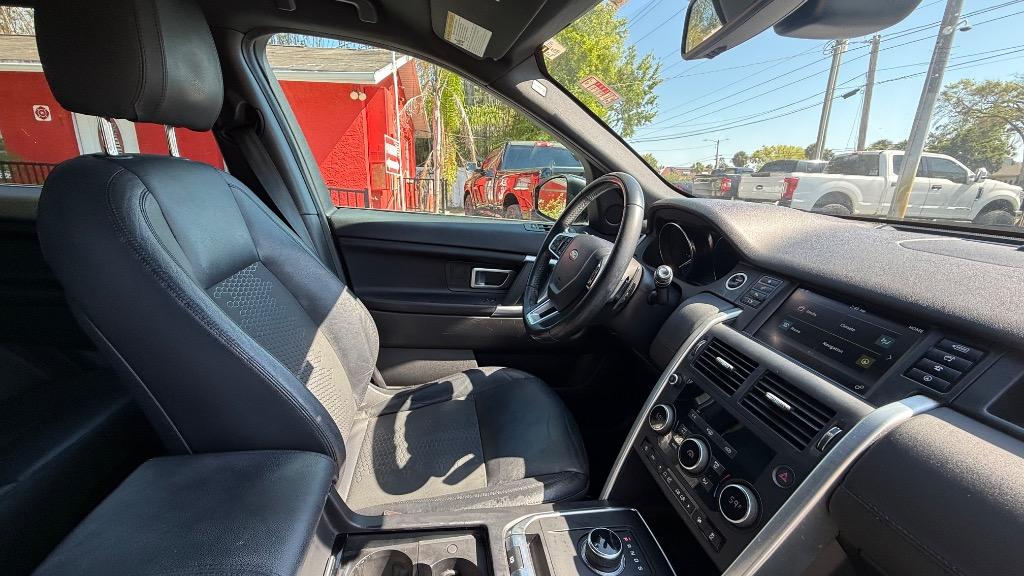 2018 Land Rover Discovery - $11,500