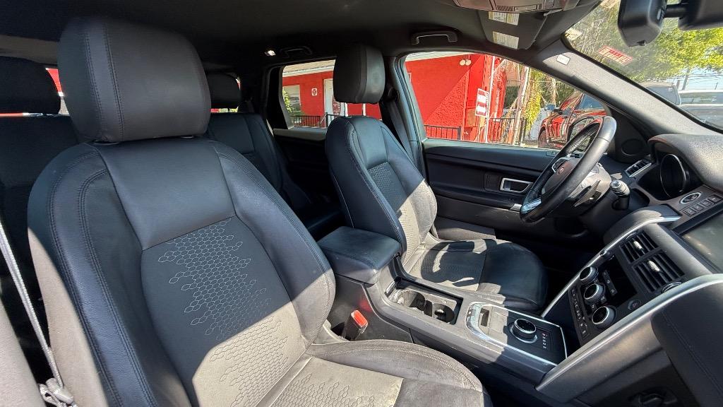 2018 Land Rover Discovery - $11,500