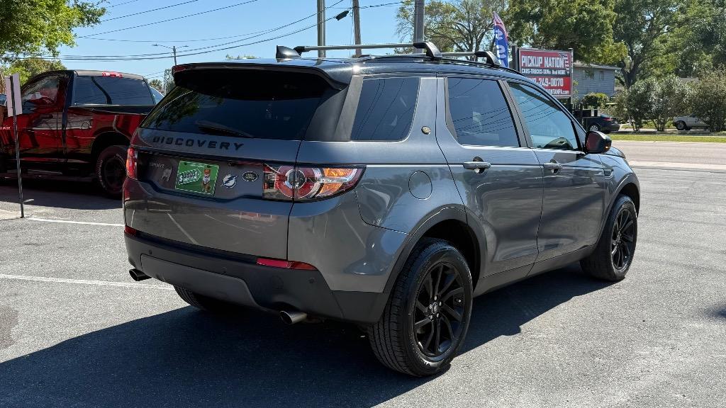 2018 Land Rover Discovery - $11,500