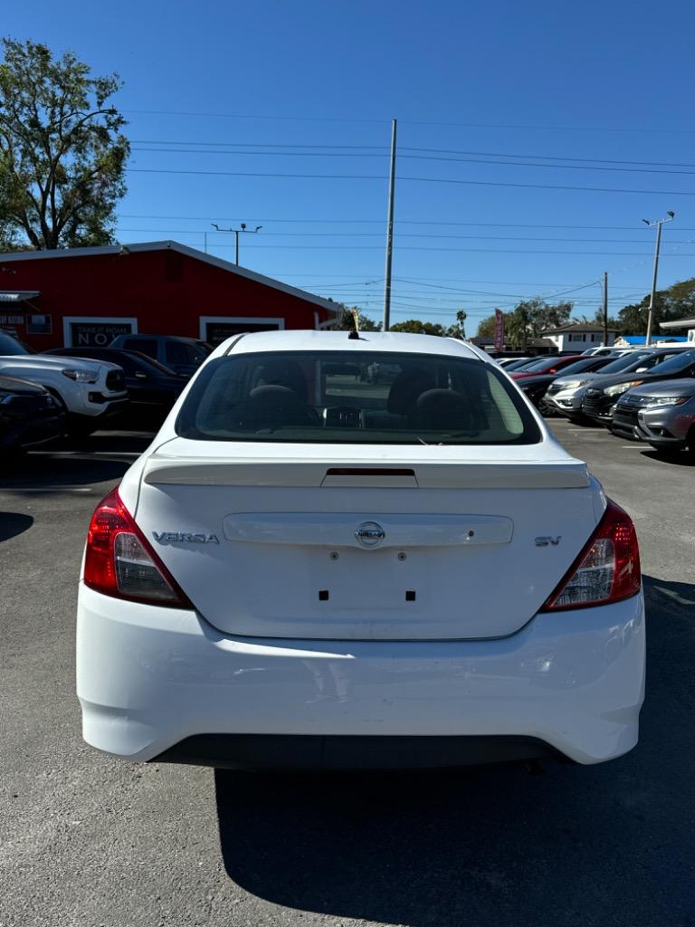 2018 Nissan Versa - $7,900