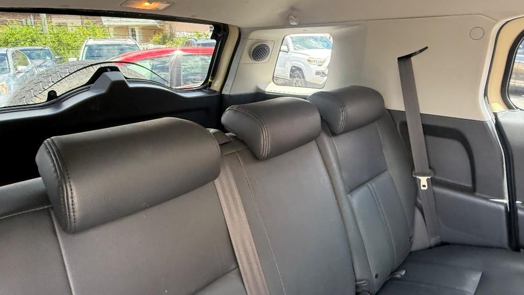 2008 Toyota FJ Cruiser - $13,500