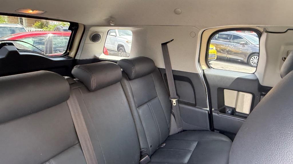 2008 Toyota FJ Cruiser - $13,500