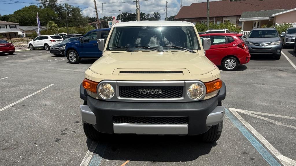 2008 Toyota FJ Cruiser - $13,500