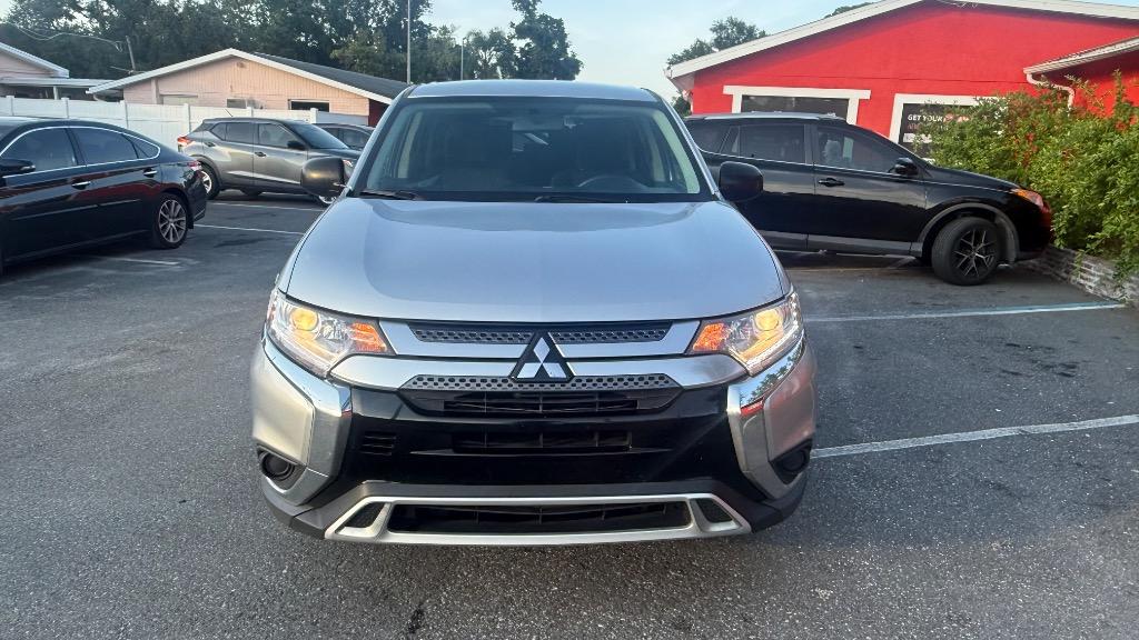 2020 Mitsubishi Outlander - $10,900