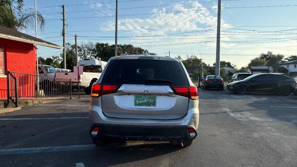 2020 Mitsubishi Outlander - $10,900