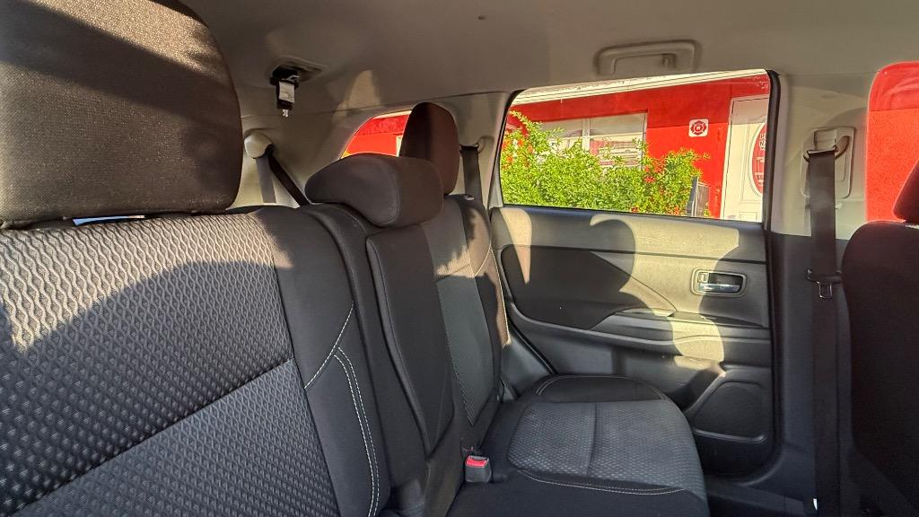 2020 Mitsubishi Outlander - $10,900
