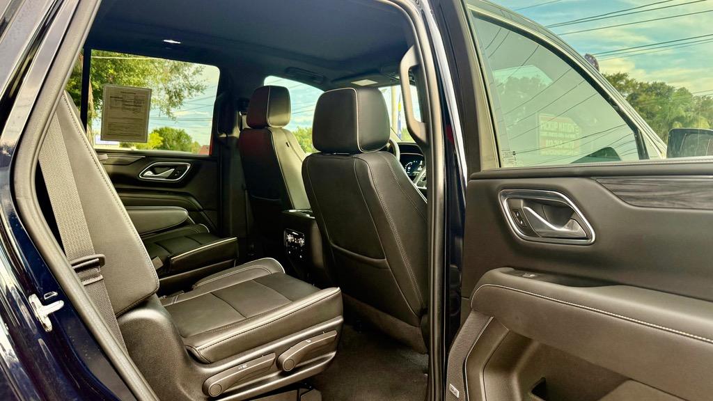 2023 Gmc Yukon SLT photo 18
