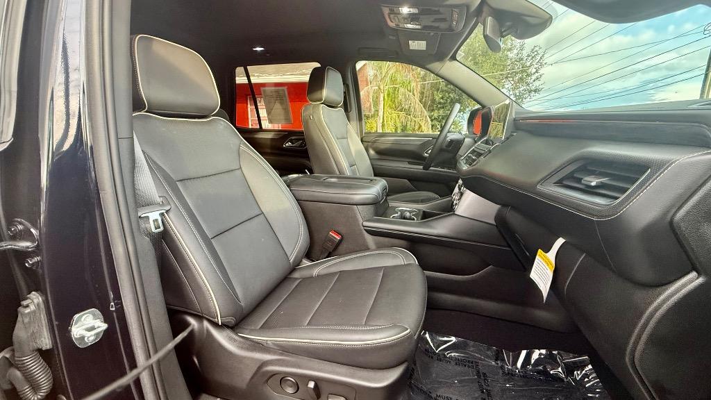 2023 Gmc Yukon SLT photo 17