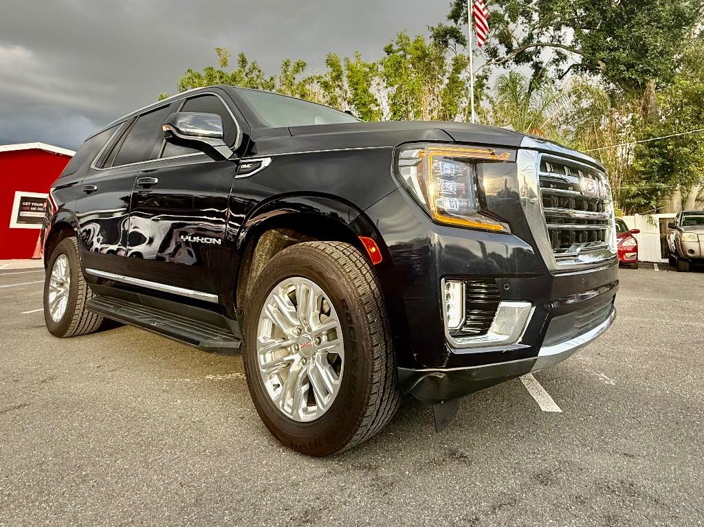 2023 Gmc Yukon SLT photo 2