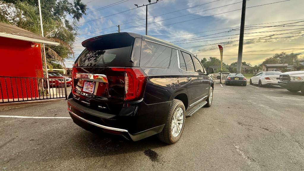 2023 Gmc Yukon SLT photo 10