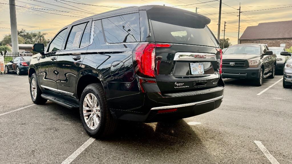 2023 Gmc Yukon SLT photo 12