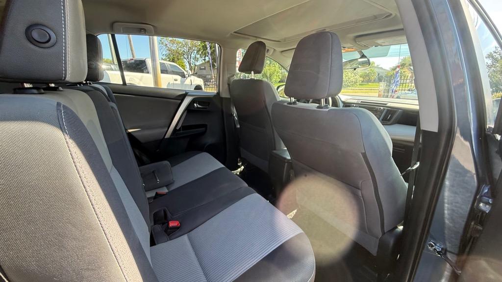 2014 Toyota RAV4 - $15,500