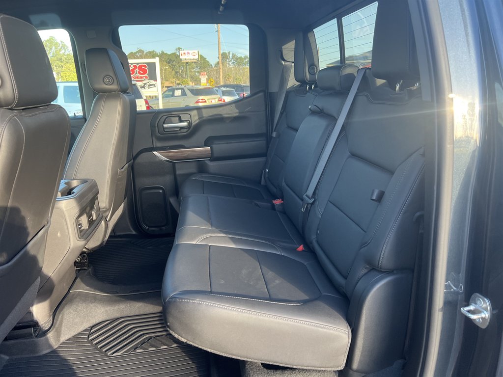 2021 Chevrolet Silverado 1500 RST photo