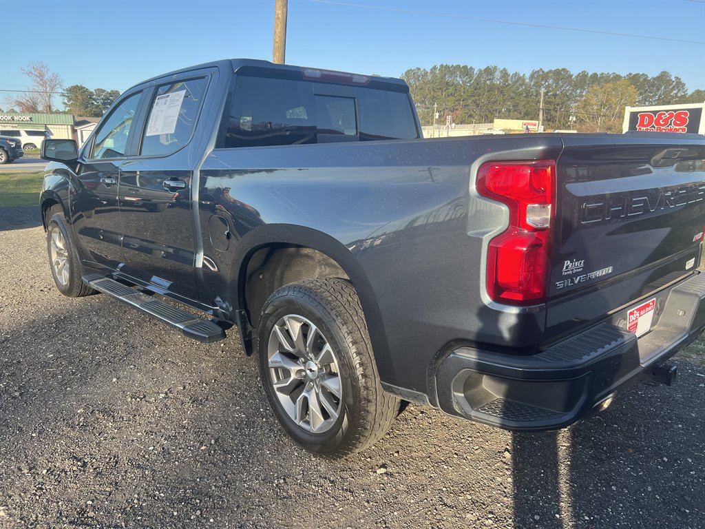 2021 Chevrolet Silverado 1500 RST photo