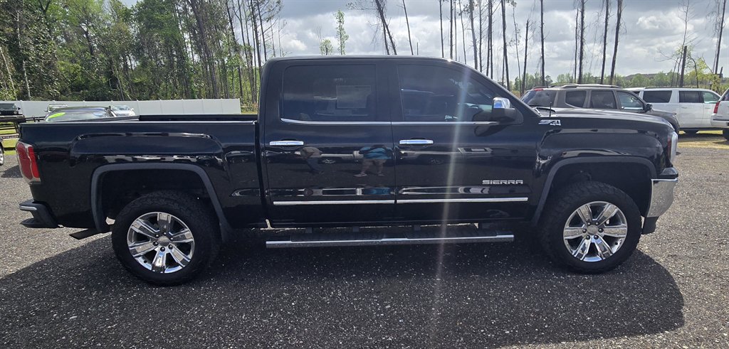 2018 GMC Sierra 1500 SLT photo