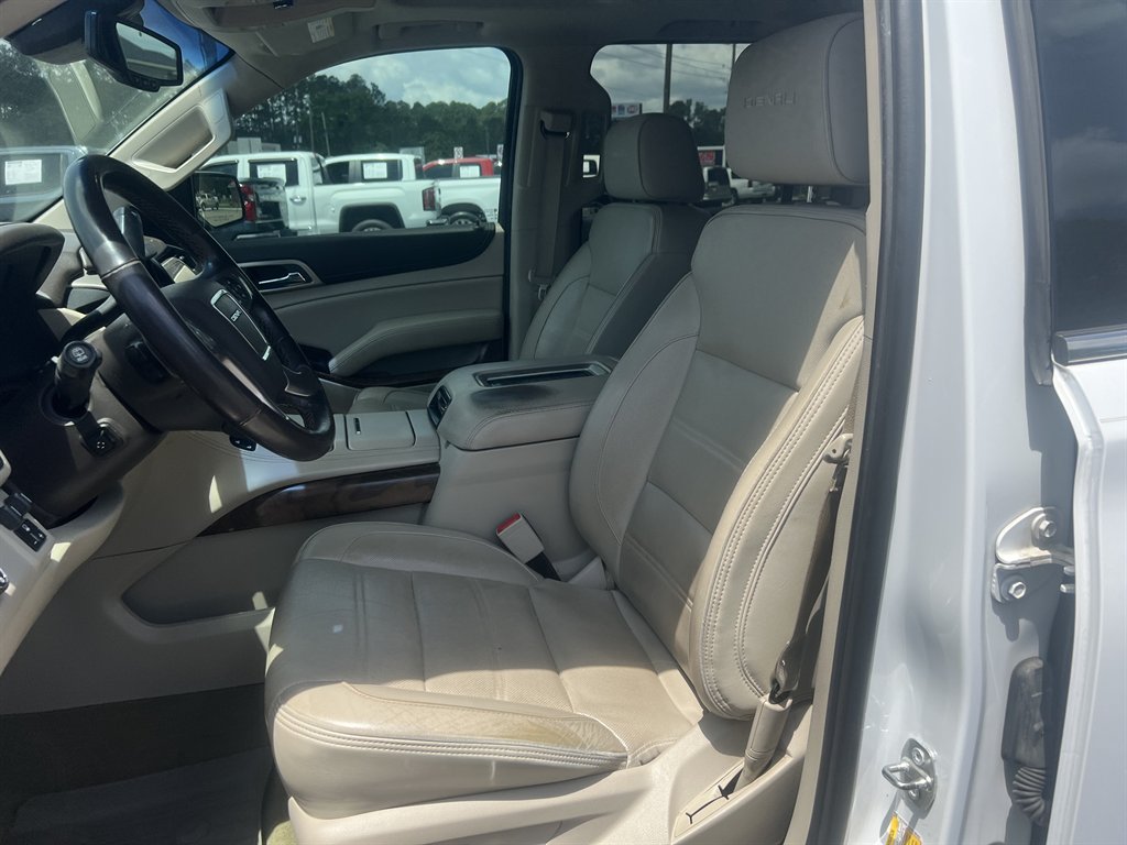 2019 GMC Yukon XL 1500 Denali photo