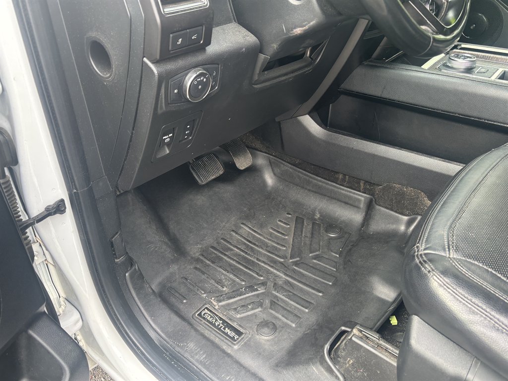 2020 Ford Expedition Limited photo