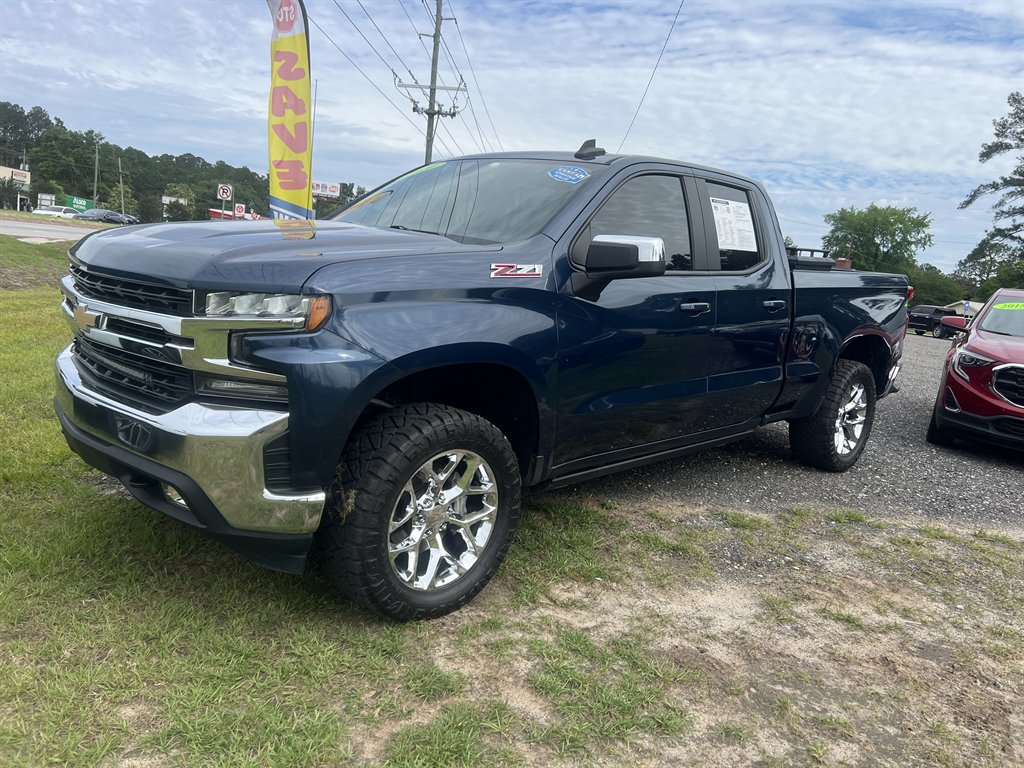 View vehicle photo 2