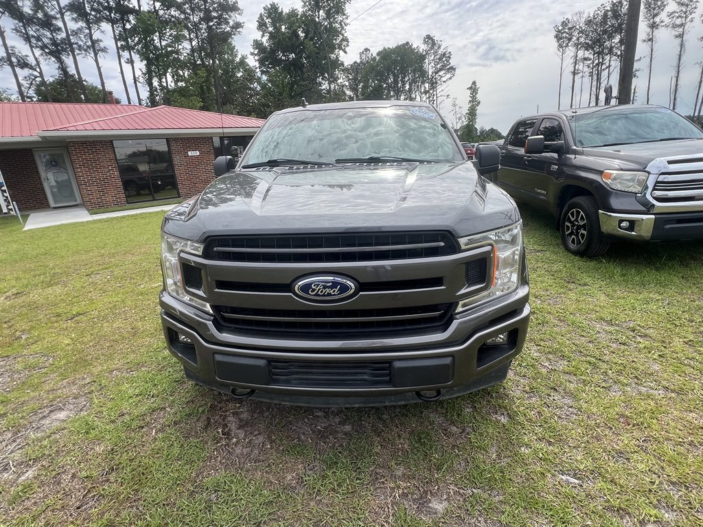 View vehicle photo 3