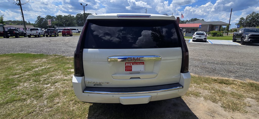 2015 GMC Yukon - $14,995