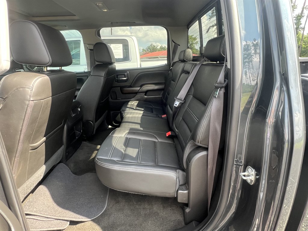 2017 GMC Sierra 1500 - $24,995