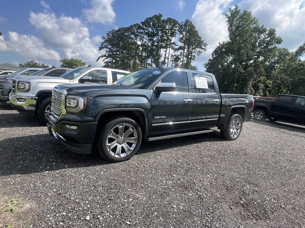 2017 GMC Sierra 1500 - $24,995