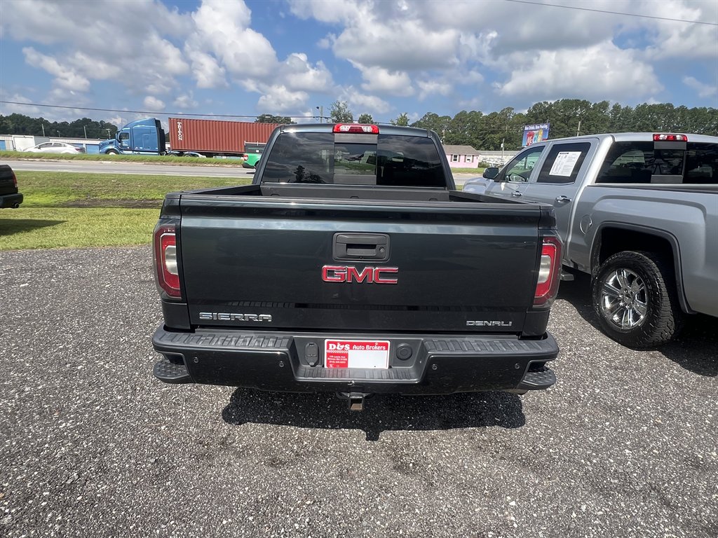 2017 GMC Sierra 1500 - $24,995