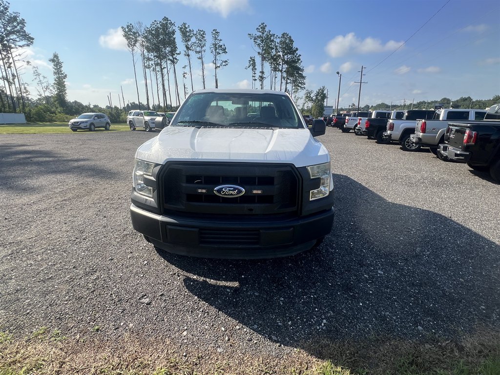 2015 Ford F-150 - $10,995