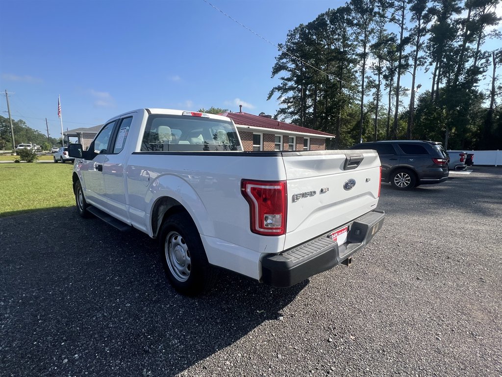 2015 Ford F-150 - $10,995