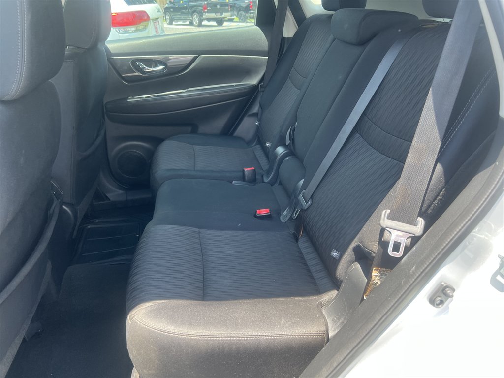 2018 Nissan Rogue - $11,995