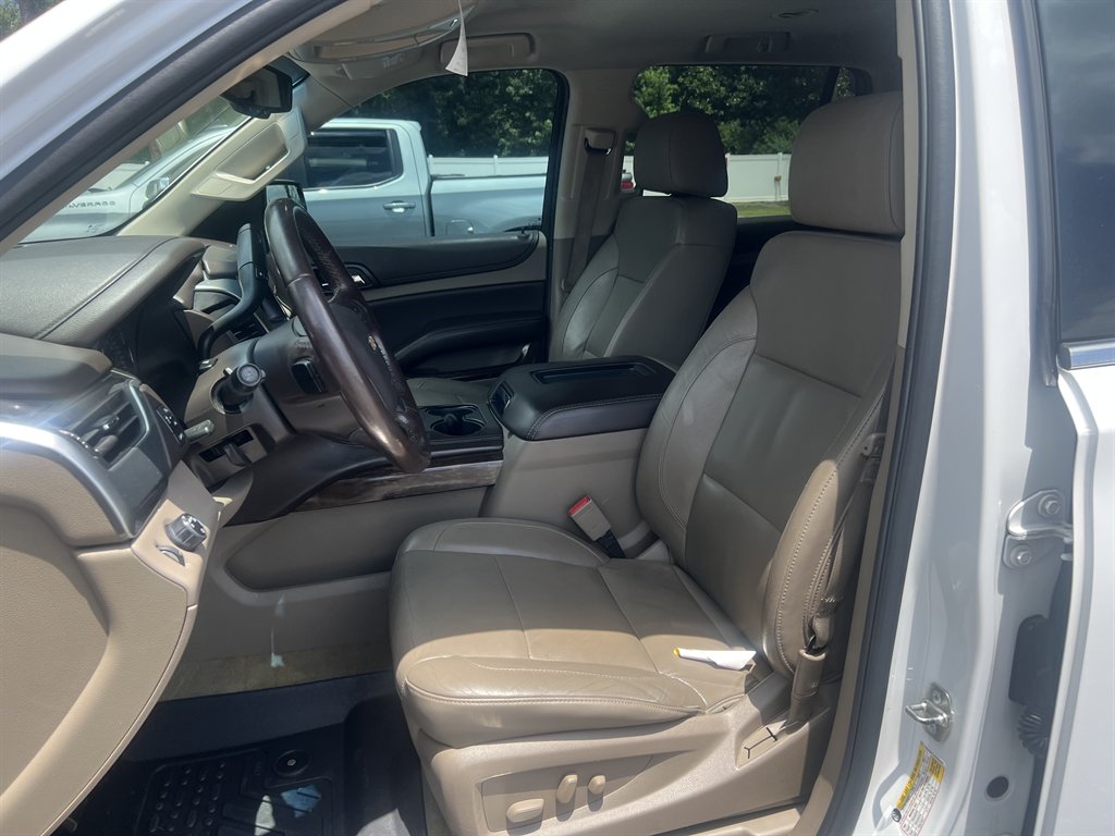 2016 Chevrolet Tahoe - $16,995