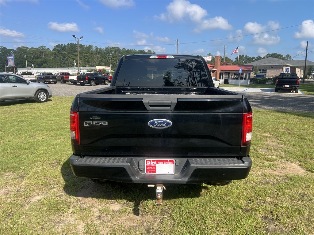 2017 Ford F150 - $17,995