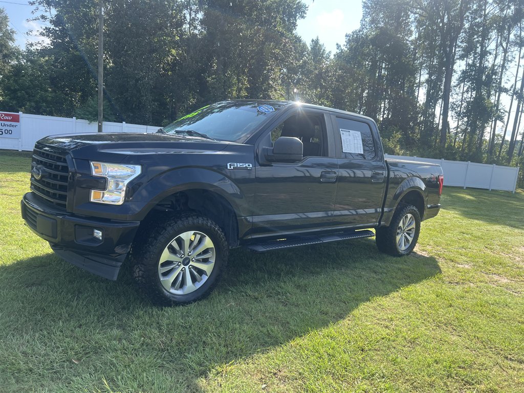 2017 Ford F150 - $17,995