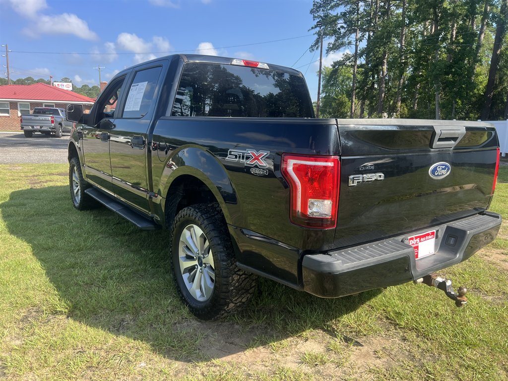 2017 Ford F150 - $17,995