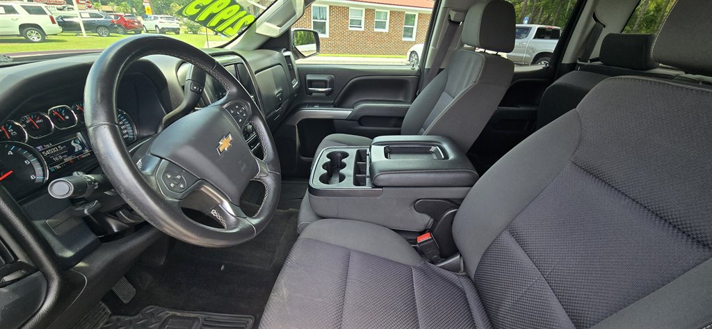 2016 Chevrolet Silverado 1500 - $21,995