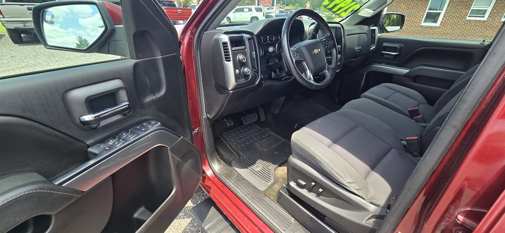 2016 Chevrolet Silverado 1500 - $21,995