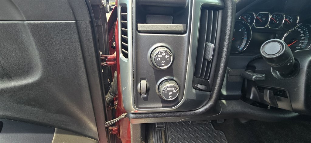 2016 Chevrolet Silverado 1500 - $21,995