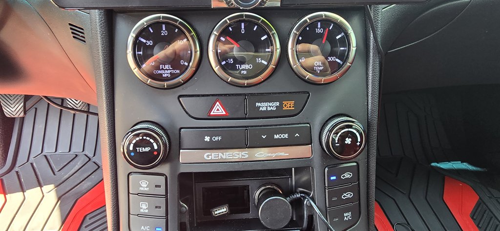 2013 Hyundai Genesis - $9,995