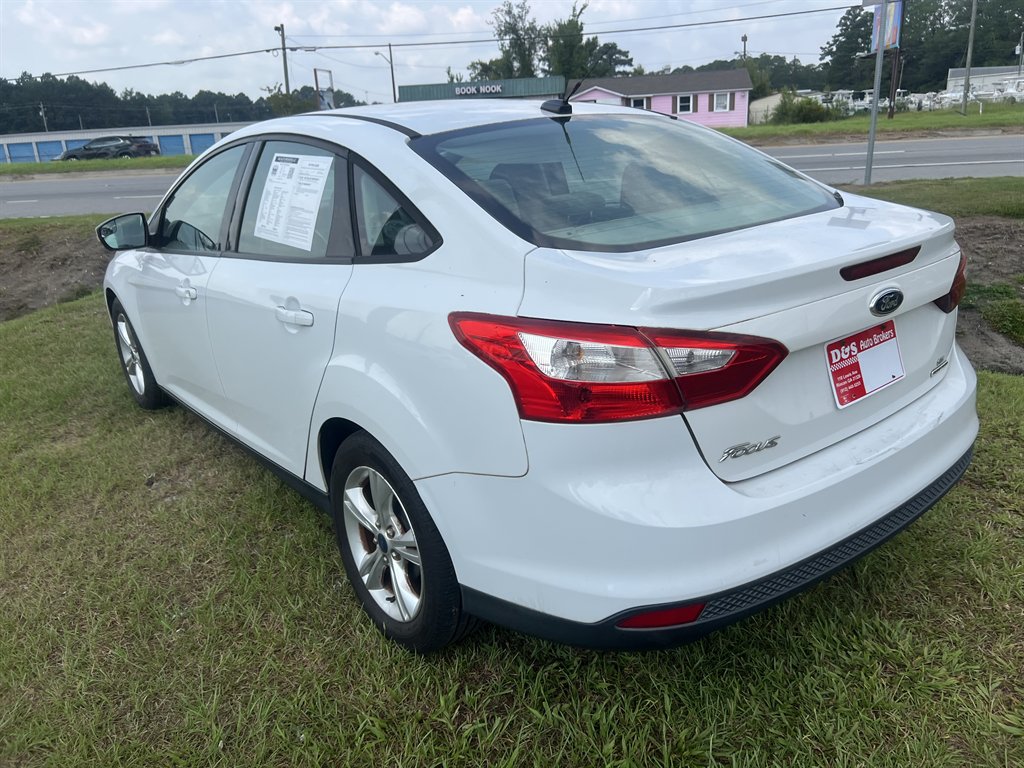 2013 Ford Focus - $5,995