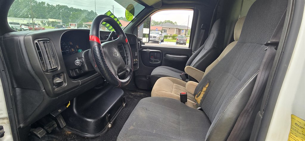 2005 Chevrolet C5500 - $19,995