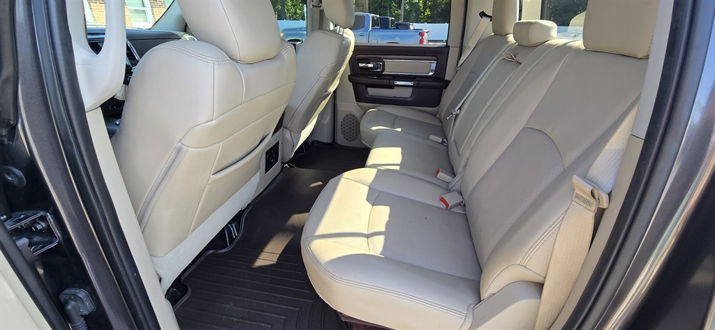 2016 Ram 1500 - $14,995